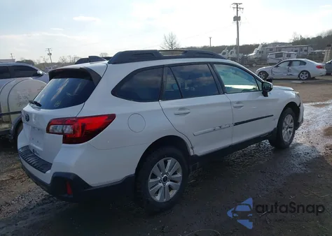 2019 Subaru Outback 2.5I Premium z USA, uszkodzony, nr VIN 4S4BSAFC0K3363809